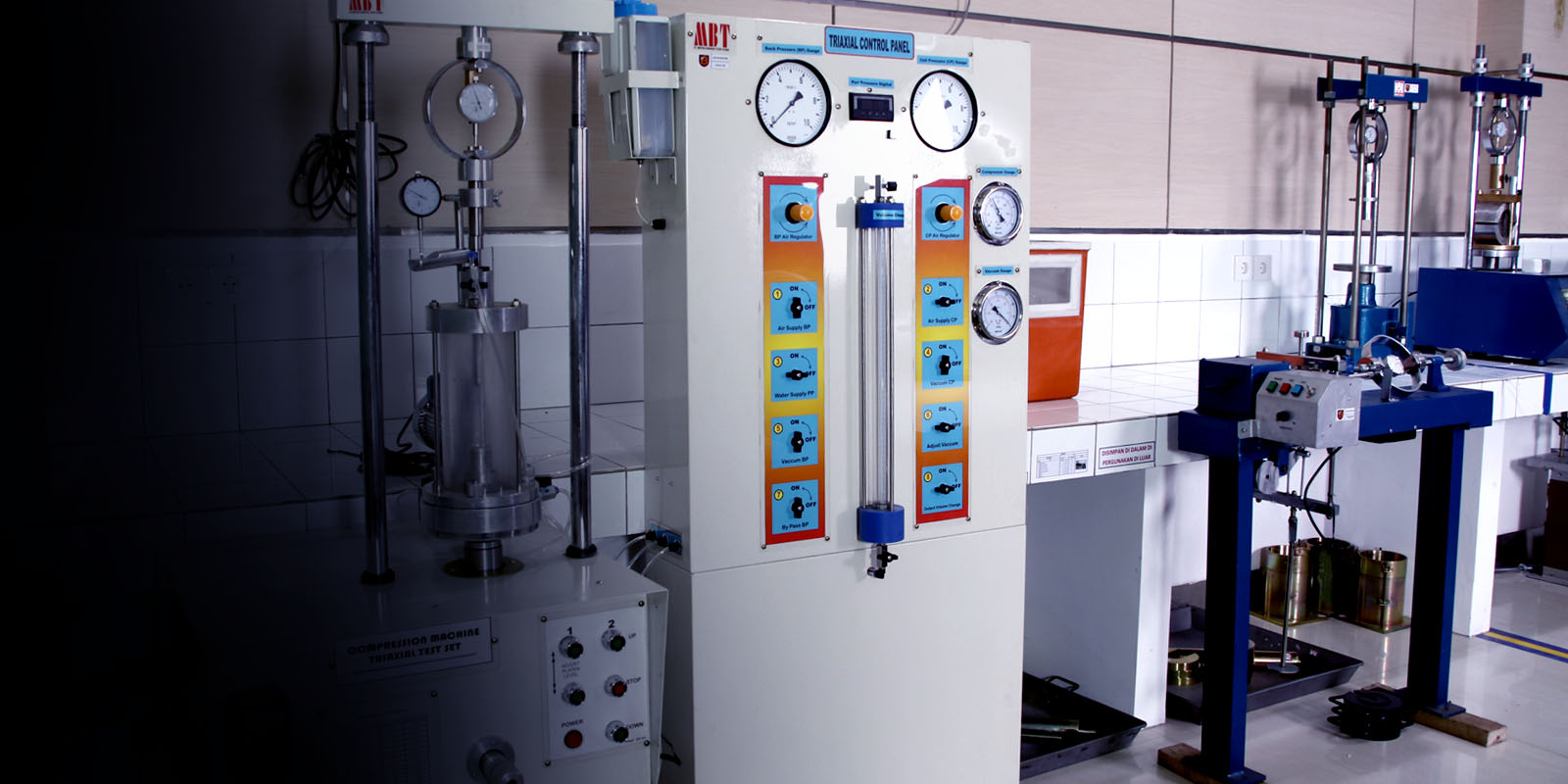 Laboratorium Terpadu Teknik Sipil 